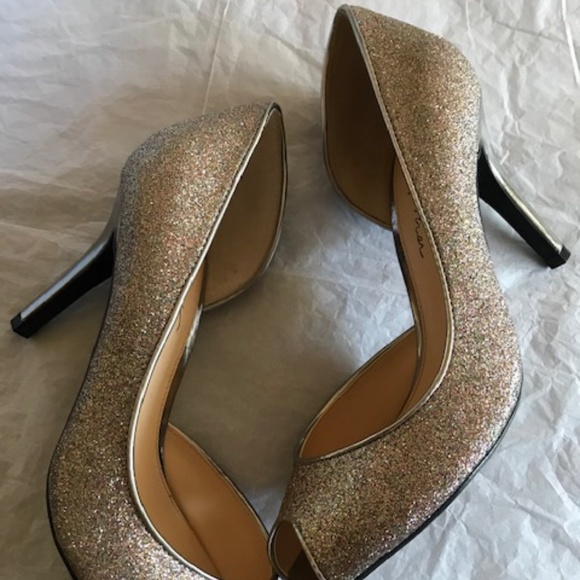 Marc Fisher D’Orsay Silver-Glitter Pumps. 7M. - Picture 3 of 15